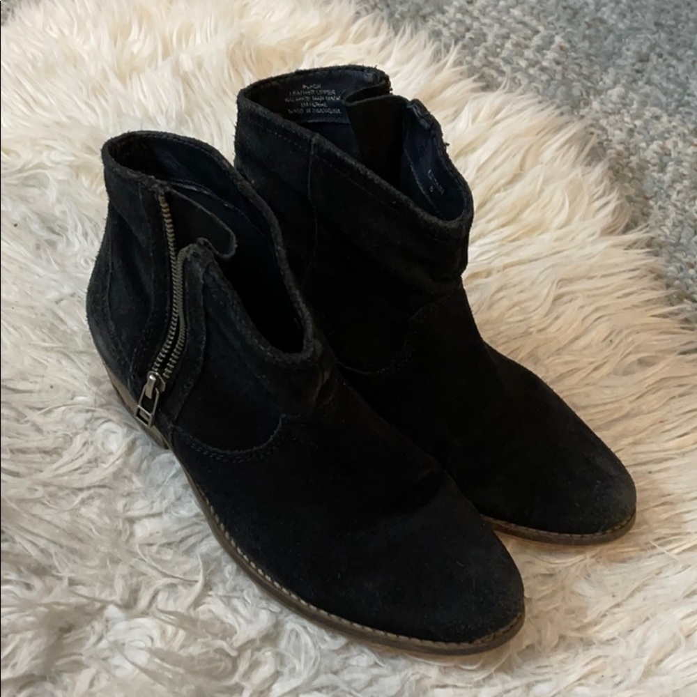 STEVE MADDEN ANKLE BOOTS